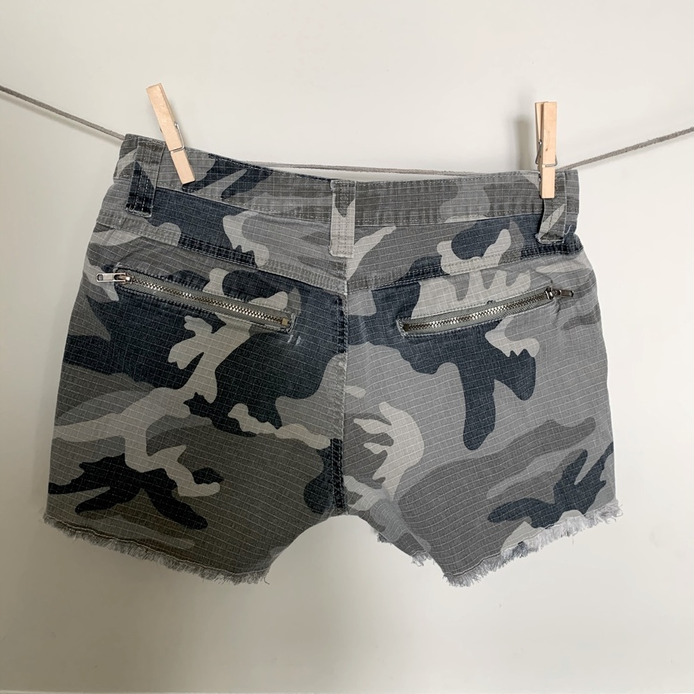 Lazer Jeans short - Picture 2 of 4